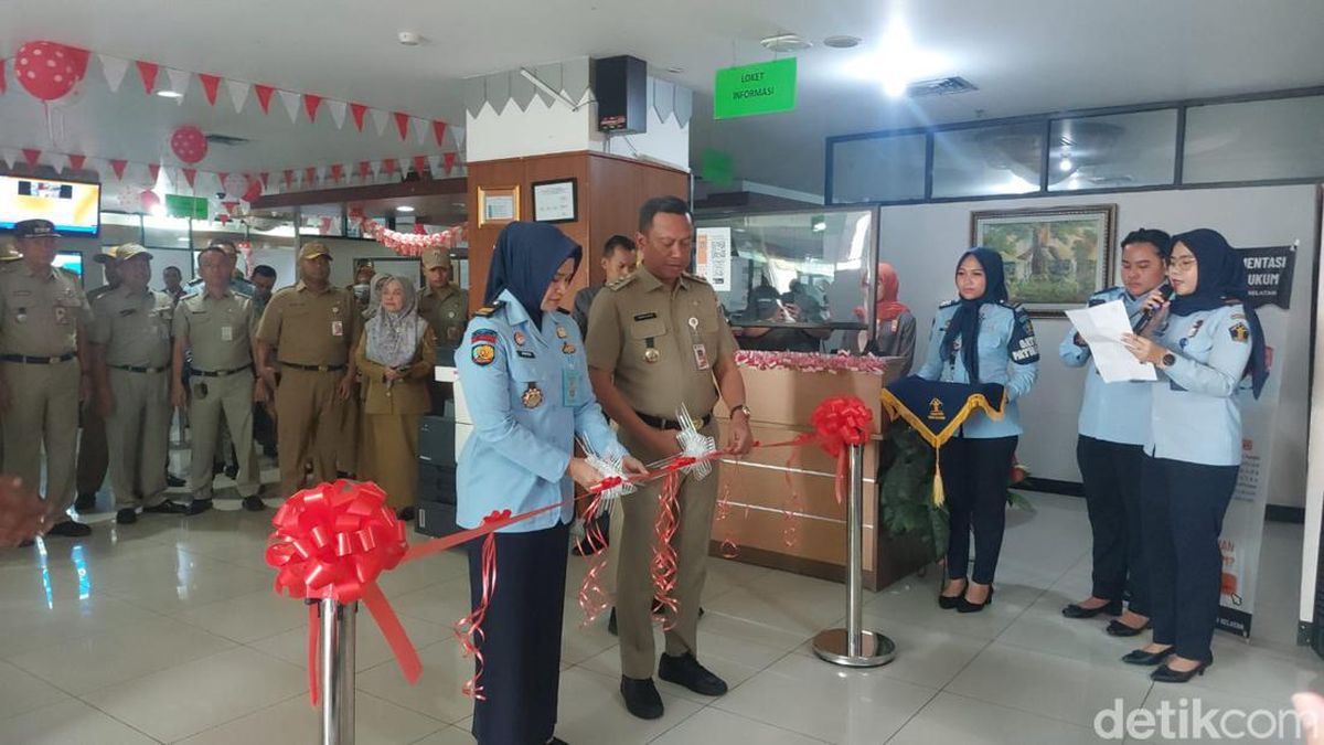 Munjirin Resmikan Ruang Pelayanan Terpadu Bapas Jakarta