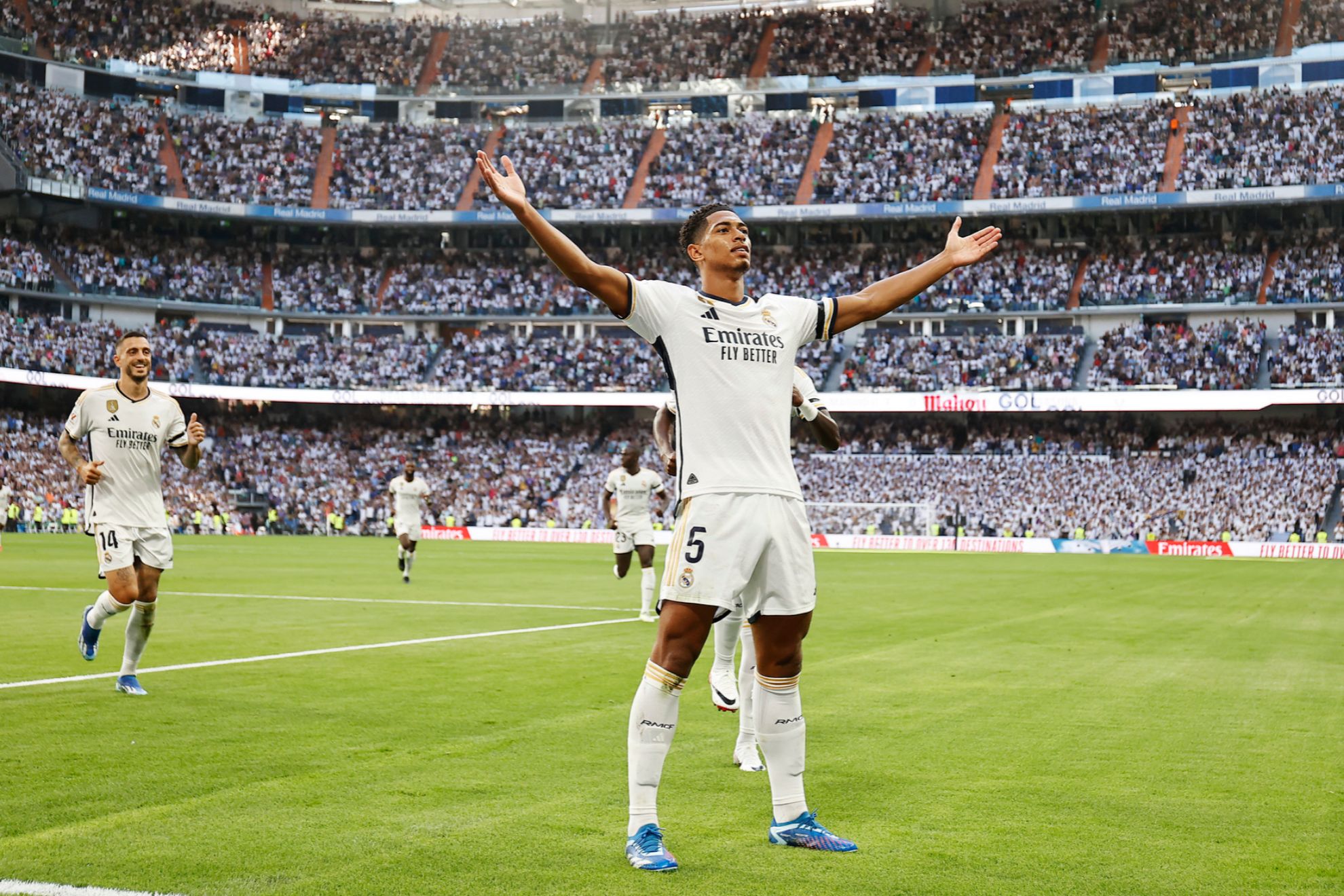 Real Madrid Menang 4-0 atas Osasuna